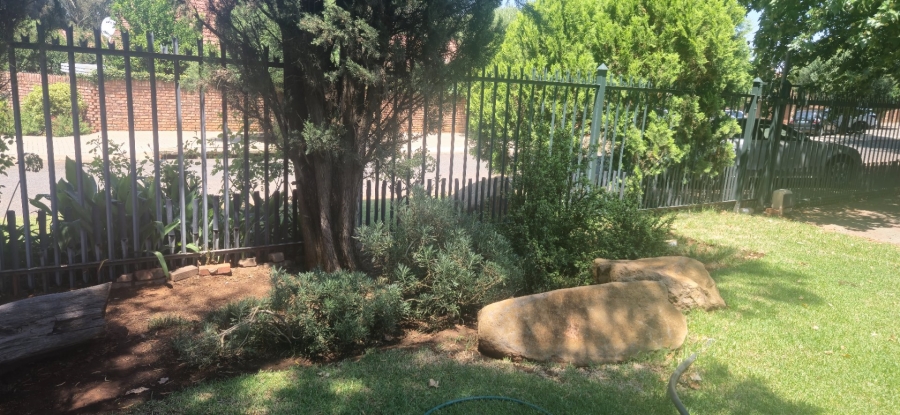 3 Bedroom Property for Sale in Langenhovenpark Free State